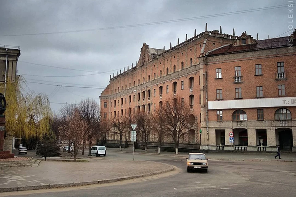 Апрель в Луганске. Фото: Алексей Заратуйченко