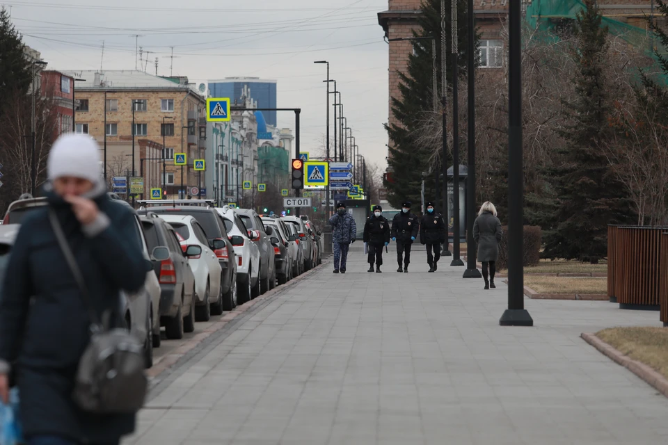 Рассказываем, как работают сотрудники полиции в период самоизоляции в Красноярске