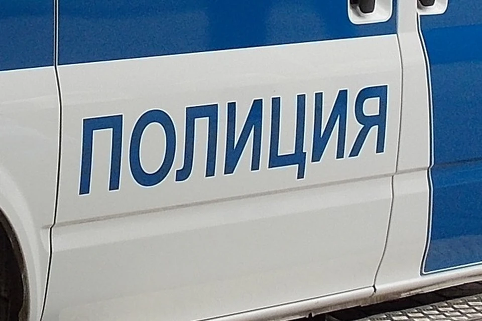Тюменец кинул в разозлившую его женщину столовый прибор.