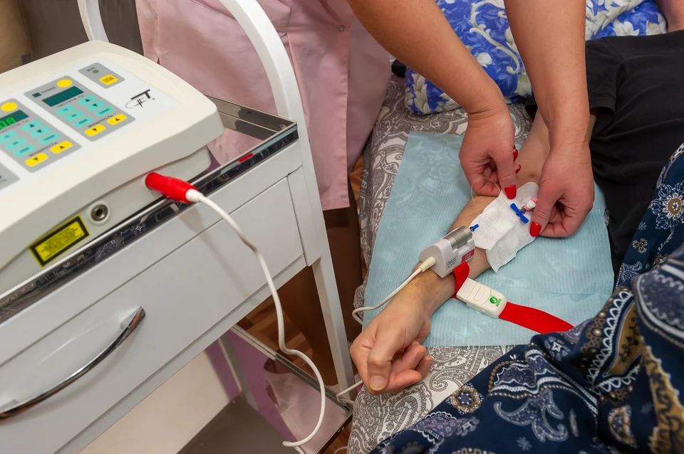 Скоро и в Санкт-Петербурге смогут лечить больных COVID-19 методом переливания крови.