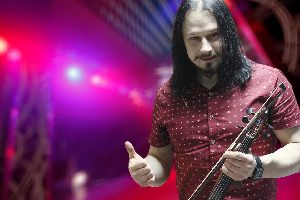 Александр Рассказов - лидер группы "Красная скрипка"