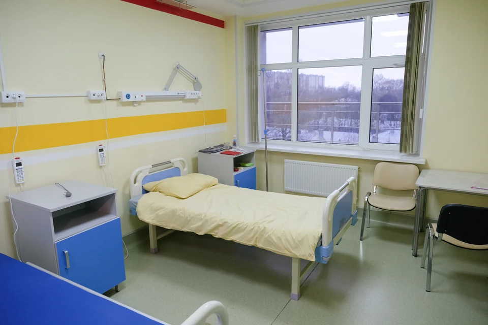 Еще 7 больниц готовятся принимать больных коронавирусом в Петербурге
