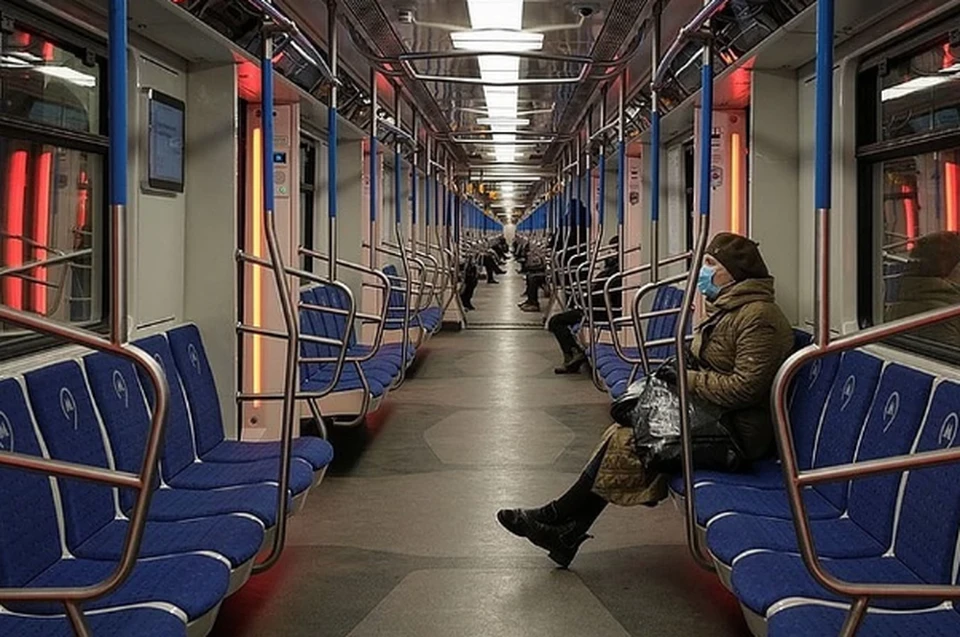 Дептранс Москвы разъяснил новые правила передвижения на транспорте