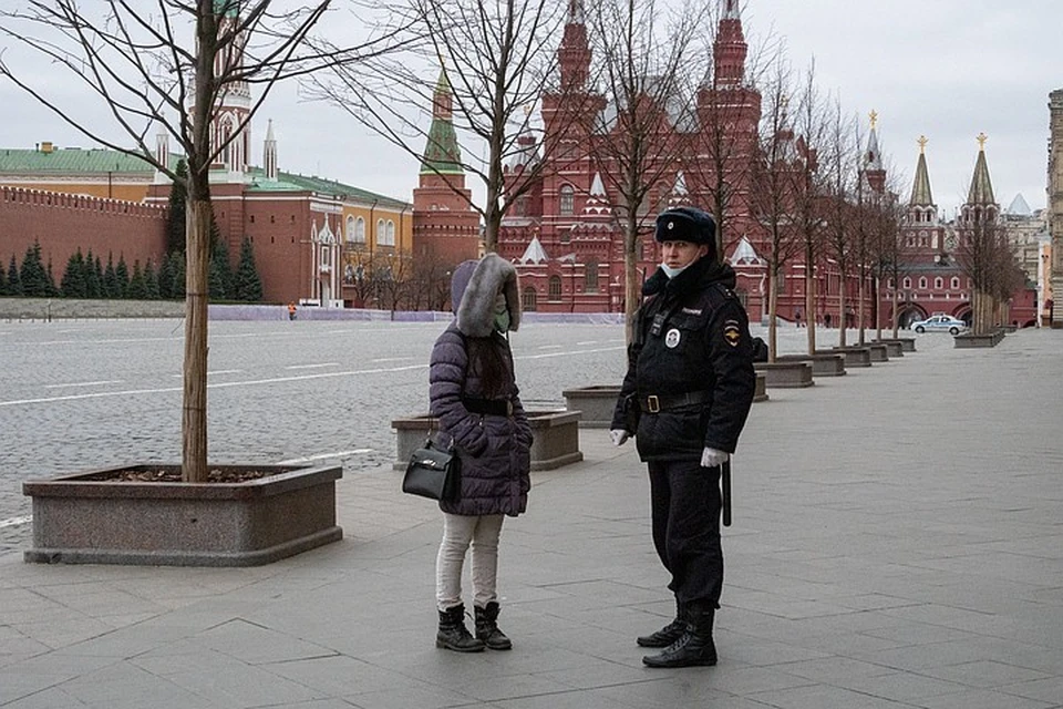 В указе московского мэра уточняется, что власти допускают продвижения москвичей по городу для получения необходимой медицинской помощи