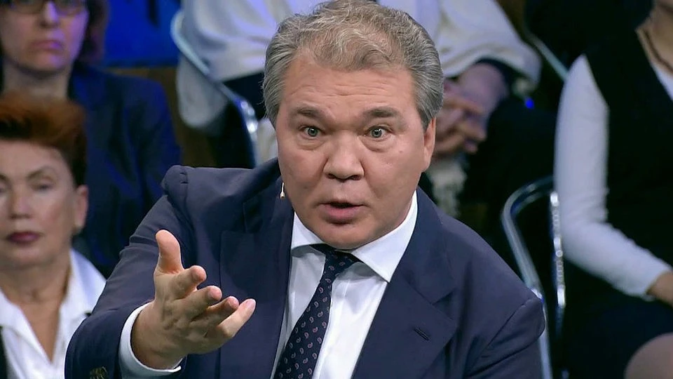 Все, с кем контактировал депутат, отправлены на карантин