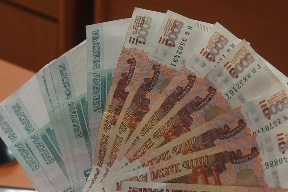 Почти 350 миллионов рублей получит Иркутская область из резервного фонда РФ на доплату врачам