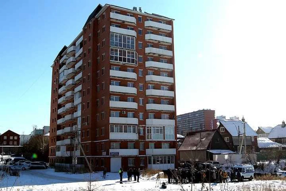 Недостроенный жилой дом на Пискунова обследовали в Иркутске