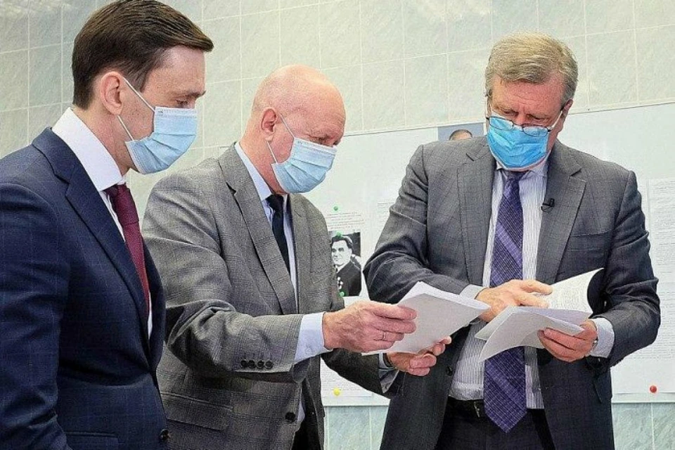 Глава региона вызвался быть добровольцем в испытаниях вакцины. Фото: kirovreg.ru