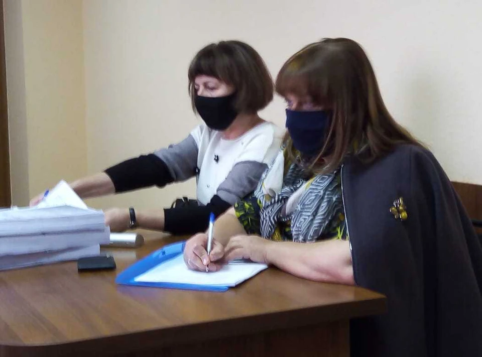 Адвокаты Игоря Качкина и его родителей пообещали предоставить документы, подтверждающие доходы, позднее.
