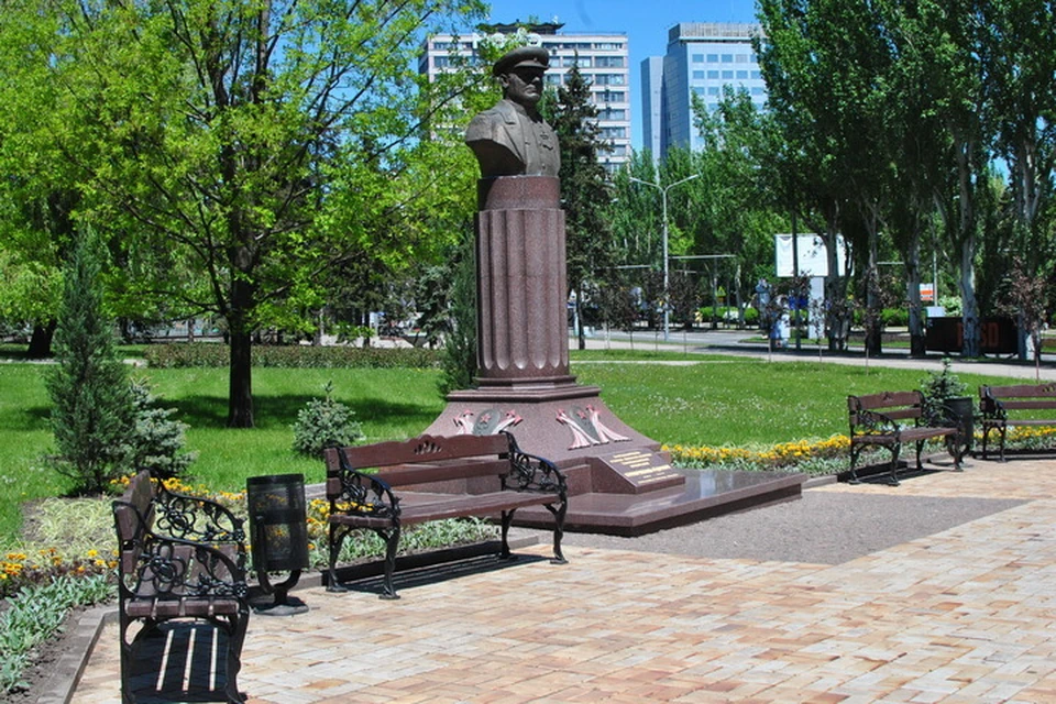 В Донецке утром – безоблачное небо, а днем кратковременный дождь