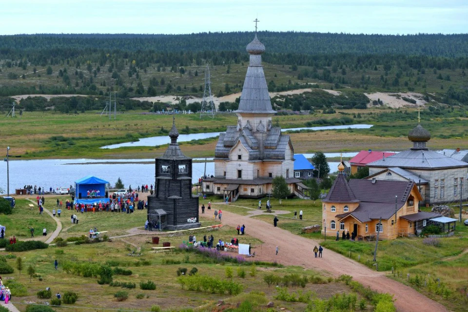 Варзуга. Варзуга Мурманская область. Купец Кагачев Варзуга. Умба Варзуга смотровая площадка. Варзуга Мельничный.