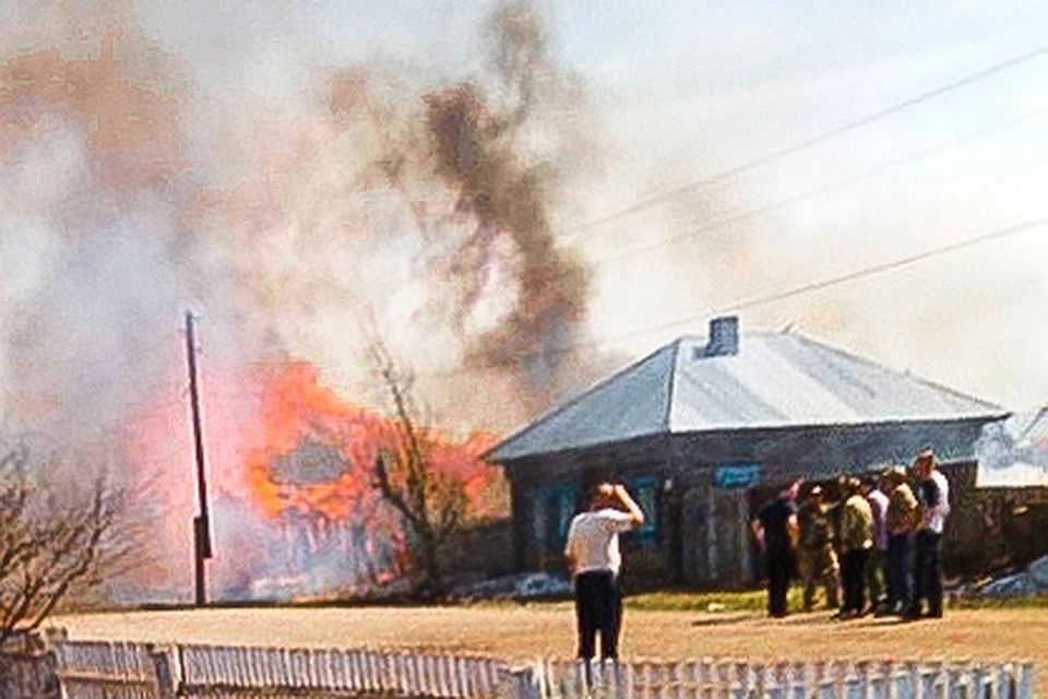Нет имущества и крова: что стало с жертвами апрельских пожаров в Кузбассе. Фото: Инцидент Кузбасс/ Instagram