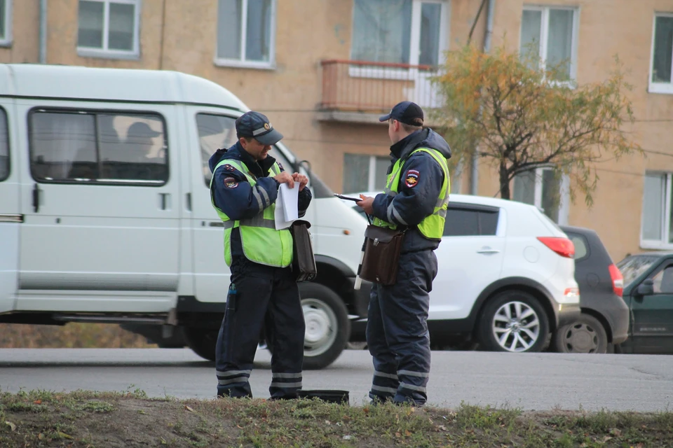 Профилактические беседы полицейские провели с 8 тыс. омчей.