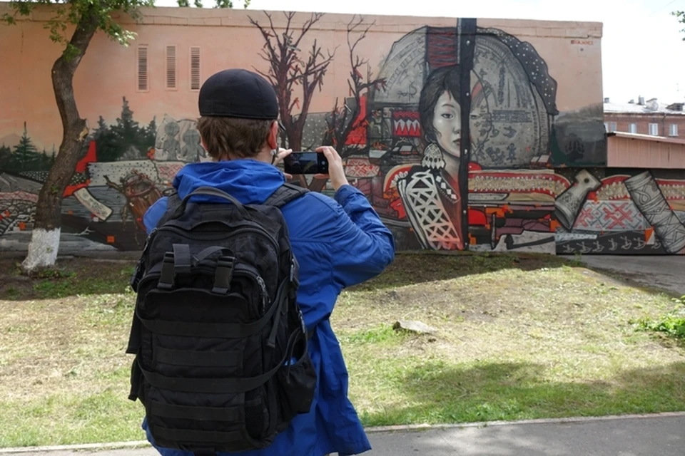 Коренные народы Кузбасса стали героями граффити