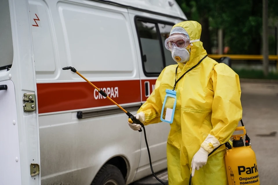 Всего в России за сутки выявили 8 835 новых заразившихся COVID-19.