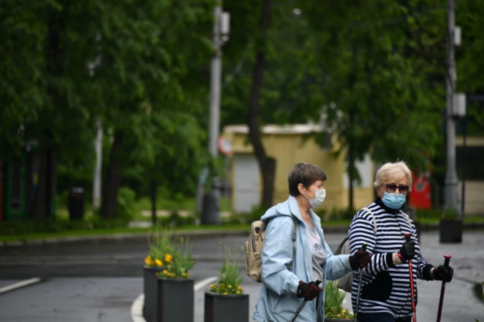Коронавирус продолжает одолевать северян.