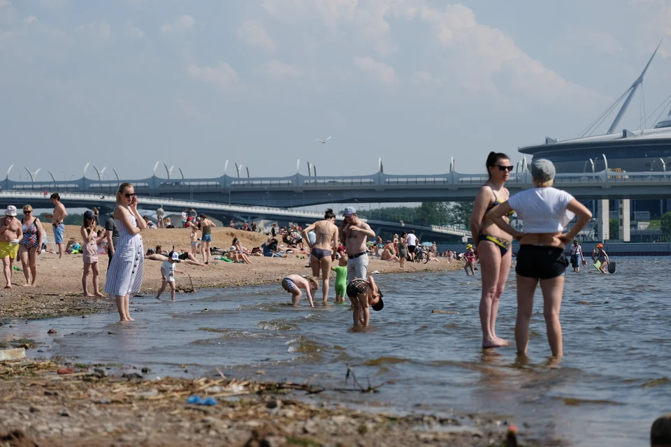 В Санкт-Петербурге готовят к открытию 24 пляжа.
