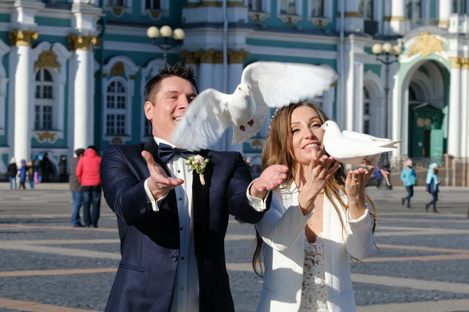С 28 июня 2020 года в Санкт-Петербурге можно будет гулять по паркам, а с 29 года жениться и ходить в кафе