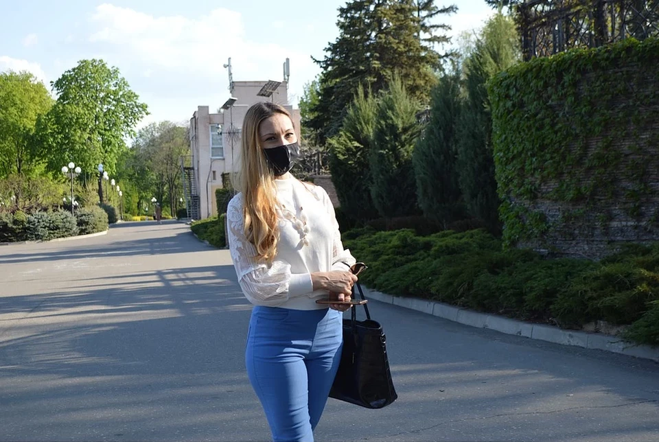 Ношение маски защищает от заражения