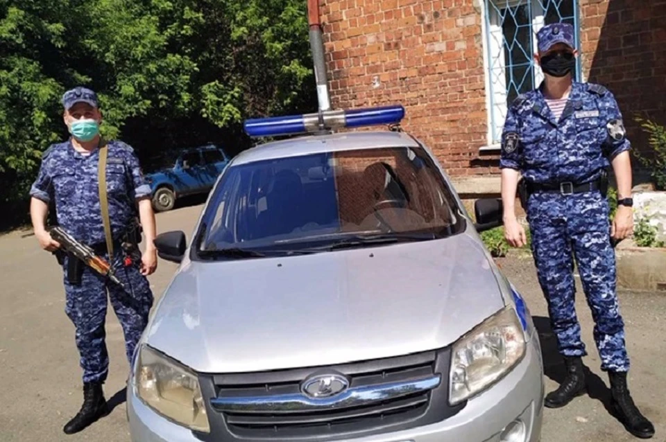 Отдел вневедомственной охраны ангарск. Ово росгвардии железногорск. Машины вневедомственной охраны. Росгвардия ово усолье-сибирское. Вневедомственная охрана росгвардии екатеринбург.