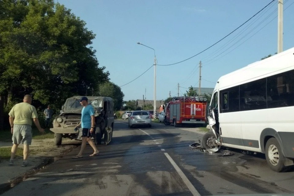 В Заборье случилось практически лобовое столкновение. Фото из сообщества ПУВР.