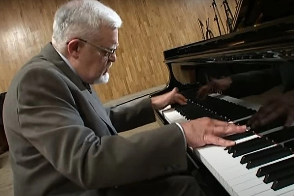 82-летний композитор имел подтверждённый диагноз Covid-19