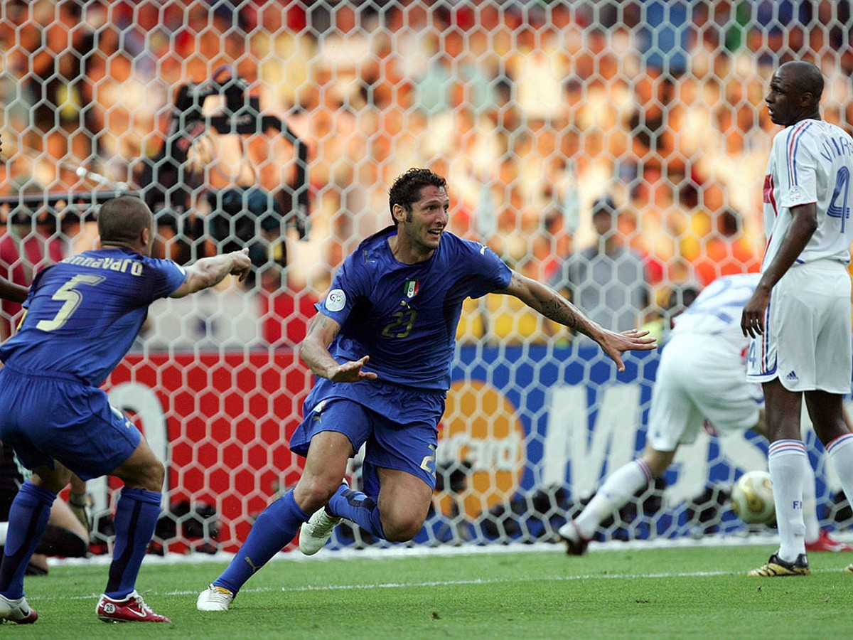 Италия франция составы. Финал ЧМ 2006 Франция-Италия. Италия Франция финал 2006. Зидан Матерацци 2006.