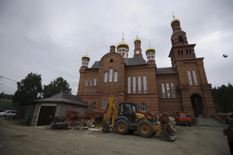 Крестный ход отец Сергий планирует провести вокруг монастыря.