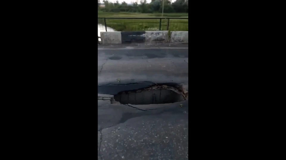 Когда починят мост, неизвестно.