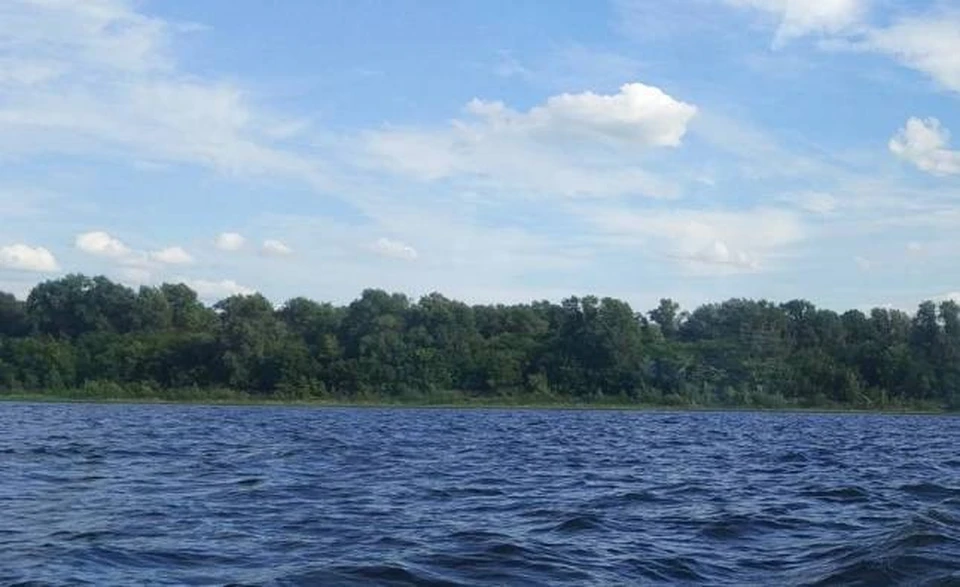 Вода в реке сок. Река сок Самара. Озеро сок Самара. Протоки Волги. Озеро восьмерка Тольятти.