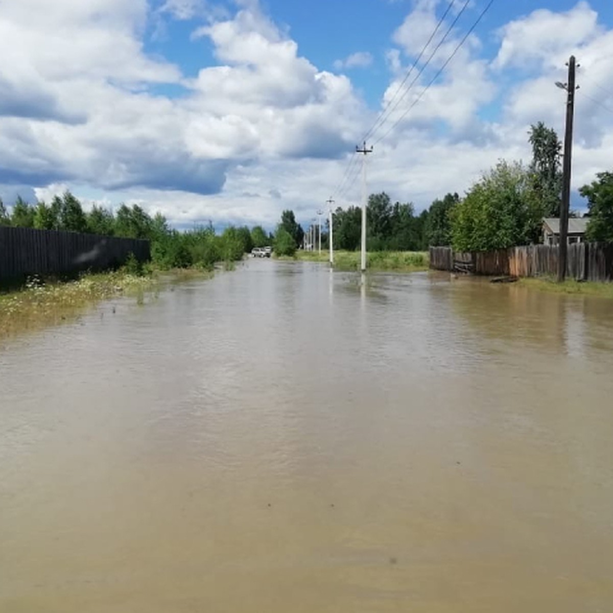 Дом смыло в садоводстве на берегу реки Китой в Ангарском районе - KP.RU