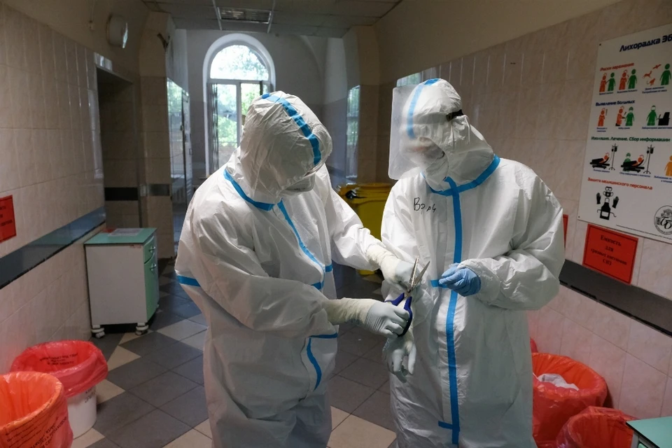 Несмотря на все меры предосторожности, 96 медработников заразились коронавирусом.