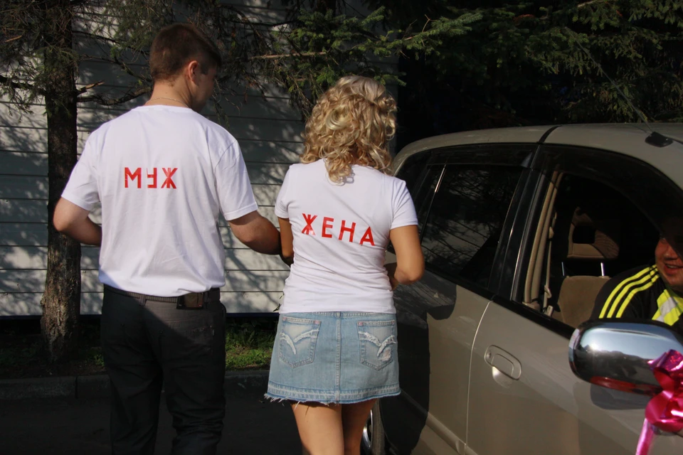 Гостям и фотографам запретили присутствовать на свадьбах в Алтайском крае