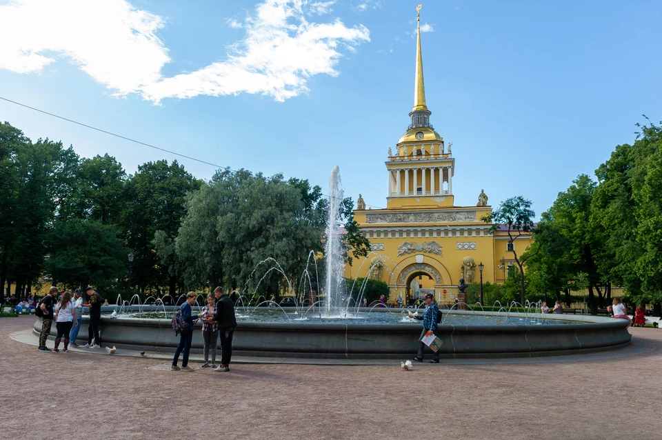 Жаркий день без осадков ожидается 27 июля в Петербурге
