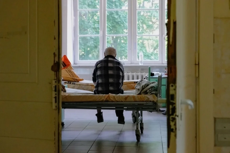 Комздрав заявил о серьезном снижении числа госпитализаций в Санкт-Петербурге.