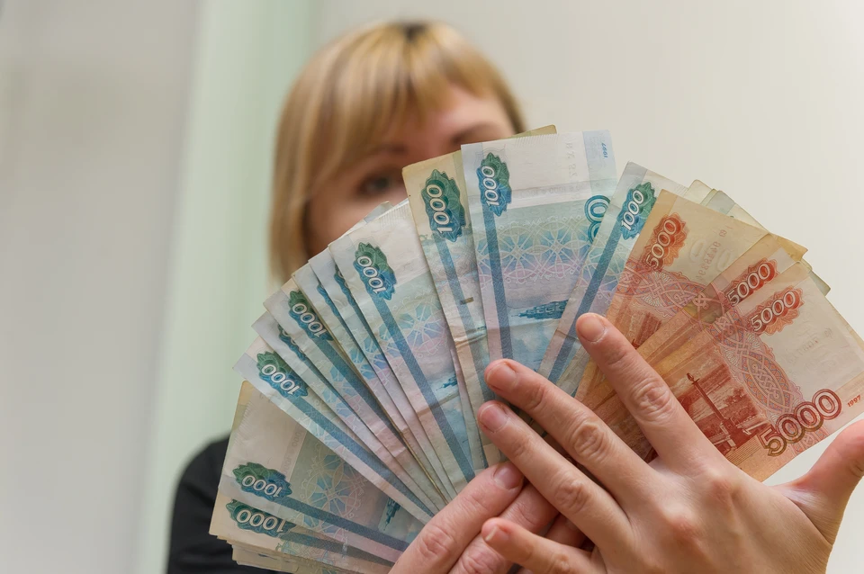 Налог на недвижимость рассчитываться исходя из кадастровой стоимости.