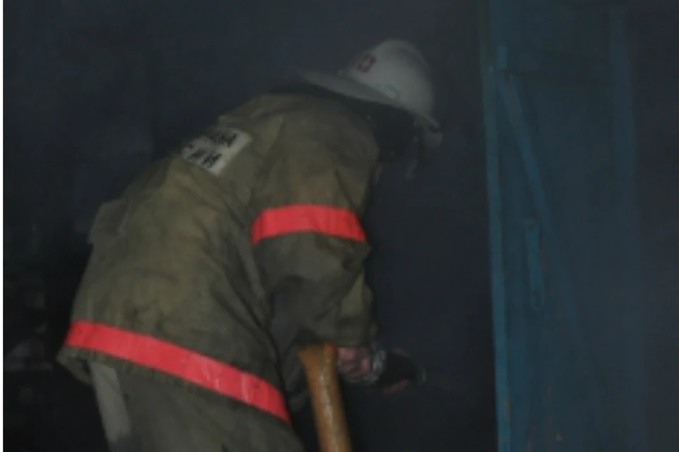 В Ростове загорелось здание завода "Ростсельмаш"