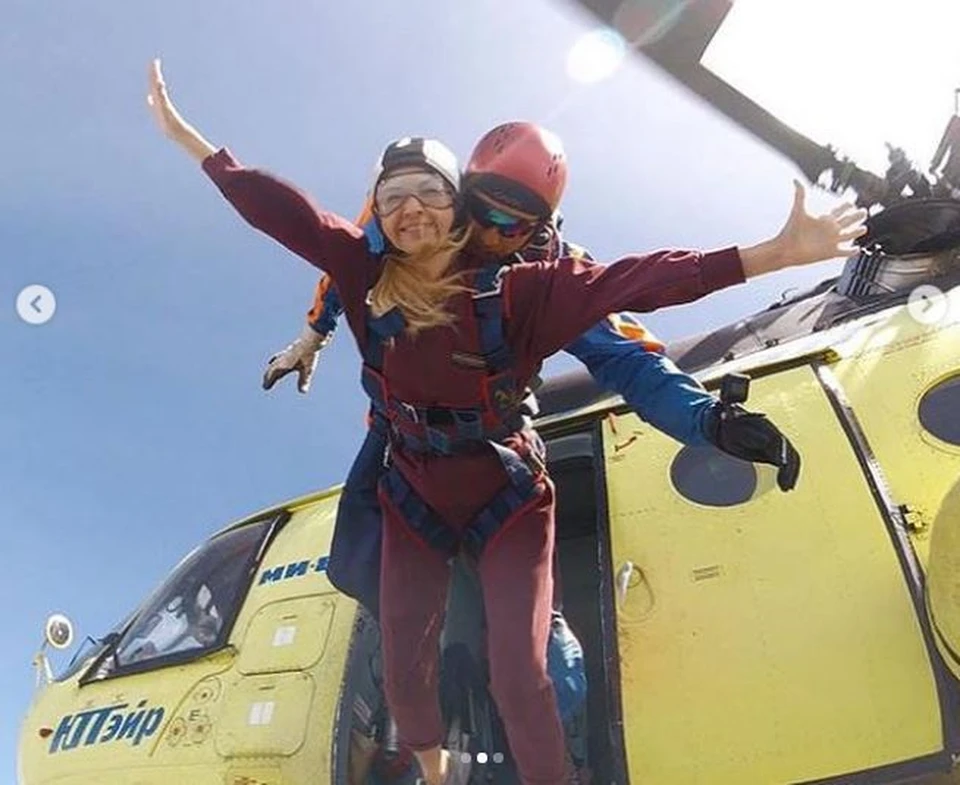 Ирина Солдатова в день города прыгнула с парашютом с инструктором. Фото: https://www.instagram.com/soldatova_doc/
