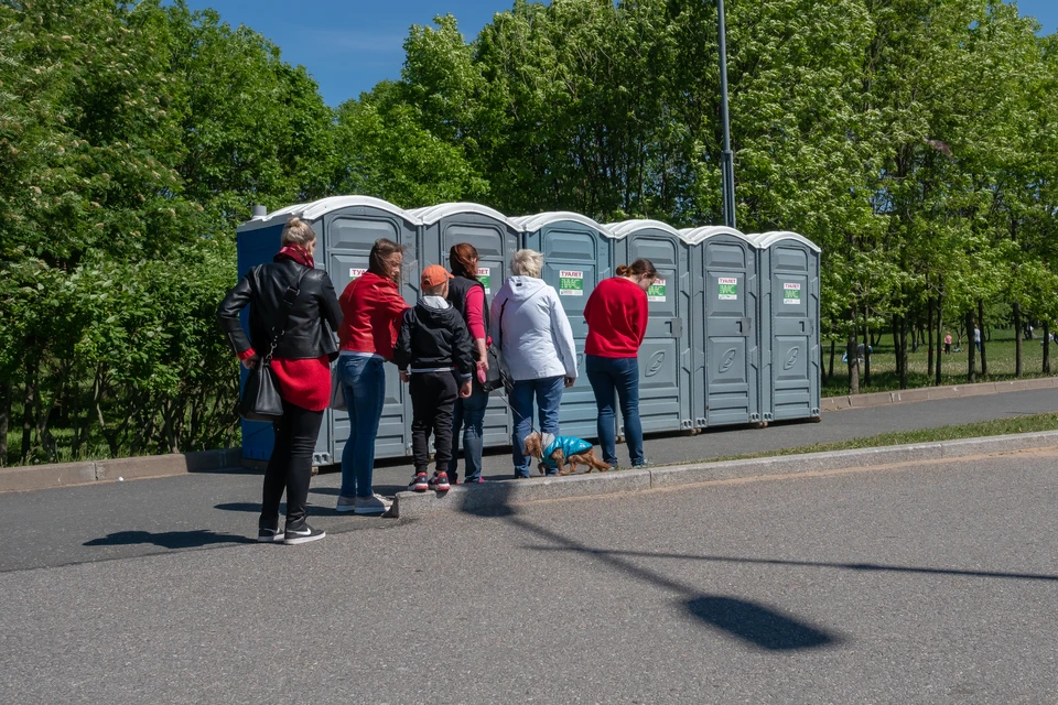 Еще 68 туалетов открылось в Петербурге с 5 августа.