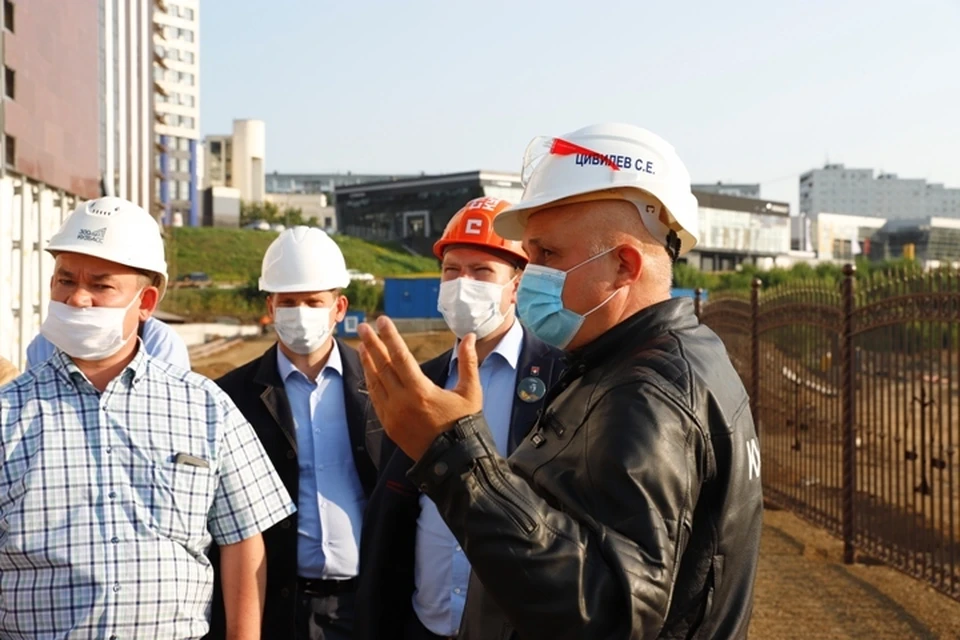 Губернатор показал, как продвигается строительство важнейших объектов Кузбасса. ФОТО: пресс-служба АПК.