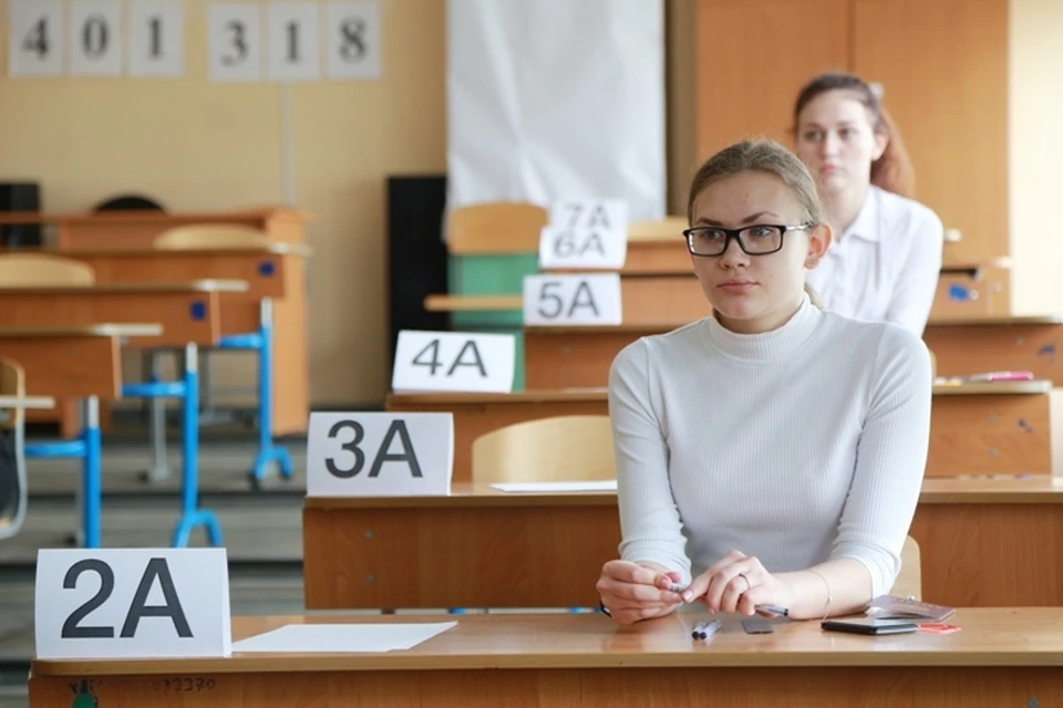 Средний показатель по многим предметам улучшился.