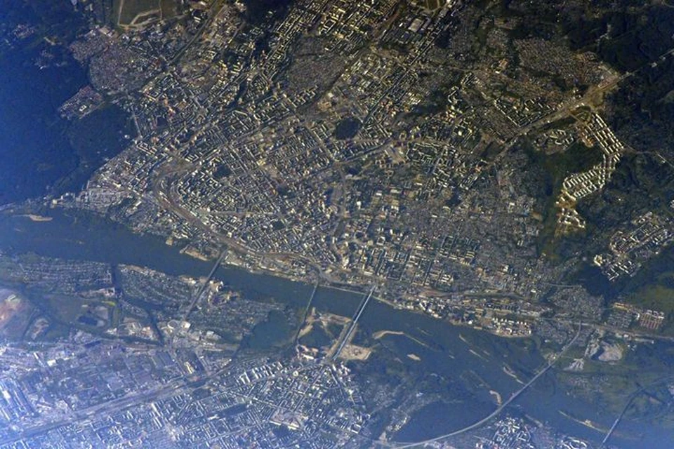Российский космонавт Иван Вагнер сфотографировал Новосибирск с борта МКС. Фото: https://vk.com/ivan_mks63