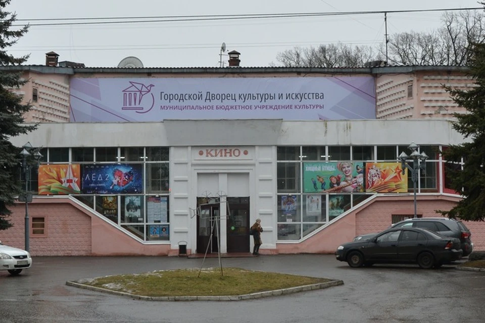 С 15 августа распахнут свои двери кинотеатры, дома культуры, читальные залы библиотек, театры.