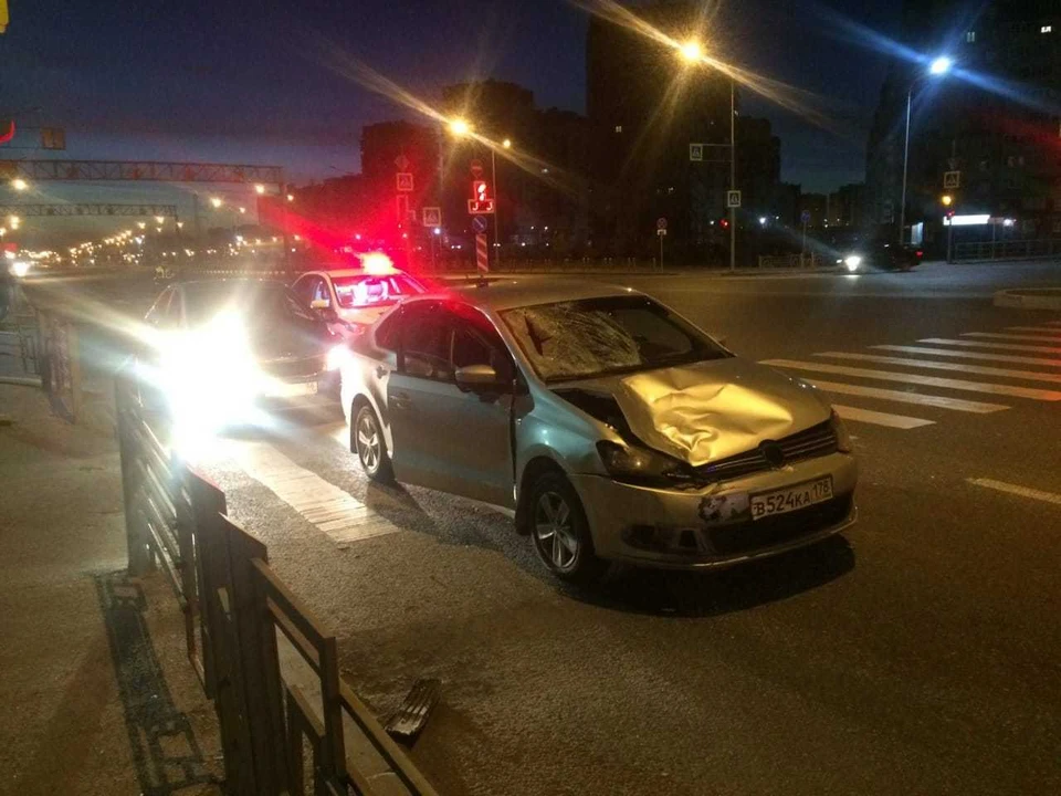В Тюмени на глазах у мужа и ребенка под колесами авто погибла женщина. Фото - ГИБДД Тюменской области.