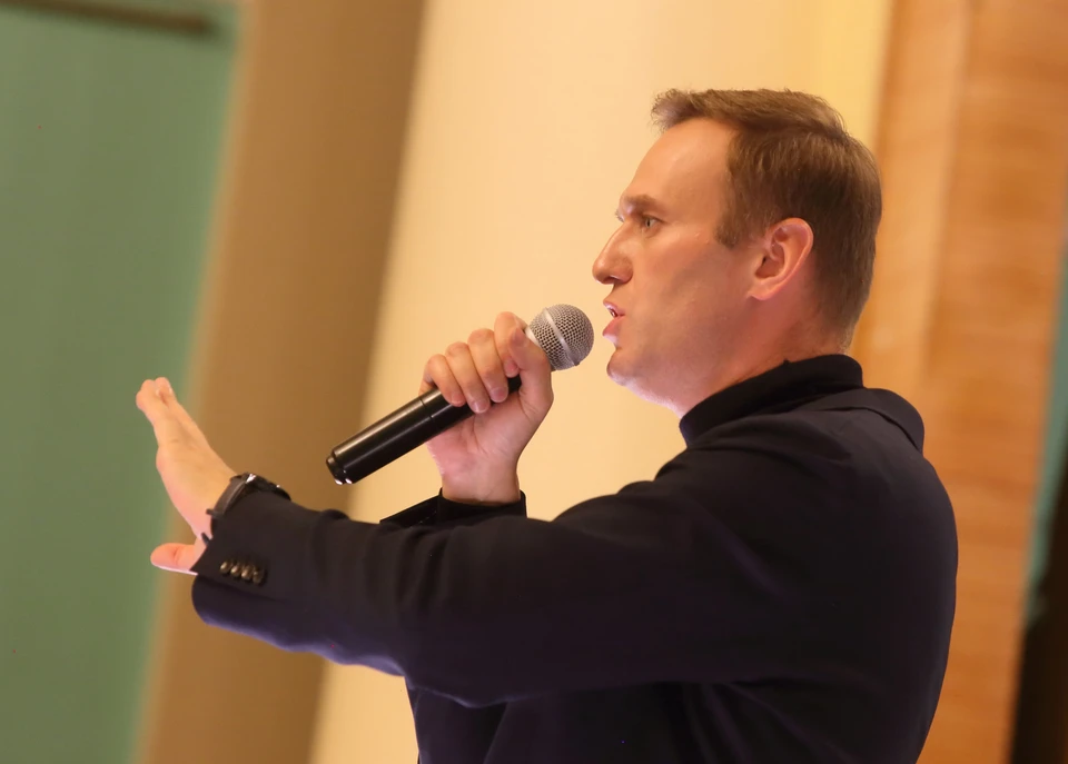 Алексея Навального ввели в искусственную кому