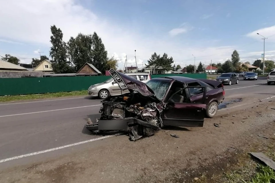 Ребенок и двое взрослых пострадали в пьяном ДТП в Кузбассе. ФОТО: областная Госавтоинспекция