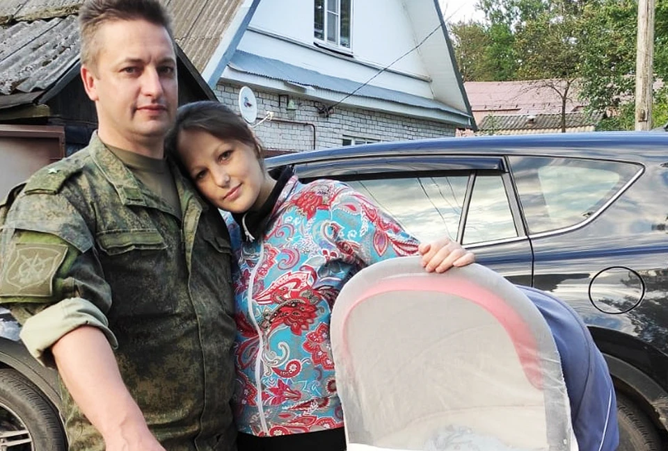 Обладателями юбилейного 5000-ого подарка для новорожденных стала семья Натальи и Константина Михайловых из Ржева Фото: ПТО