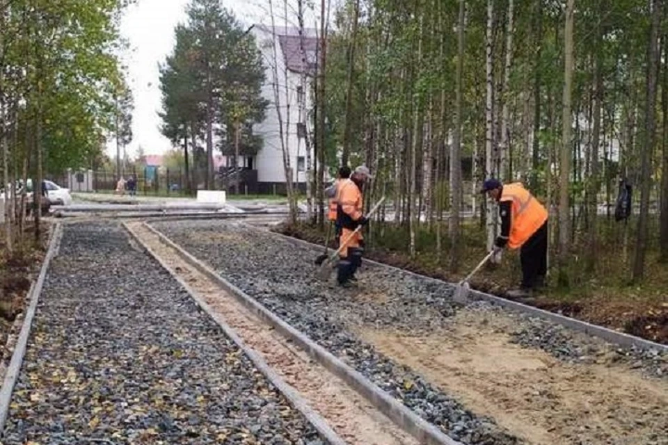 В Ноябрьске обустраивают первые в городе велодорожки Фото: управление ЖКХ администрации Ноябрьска
