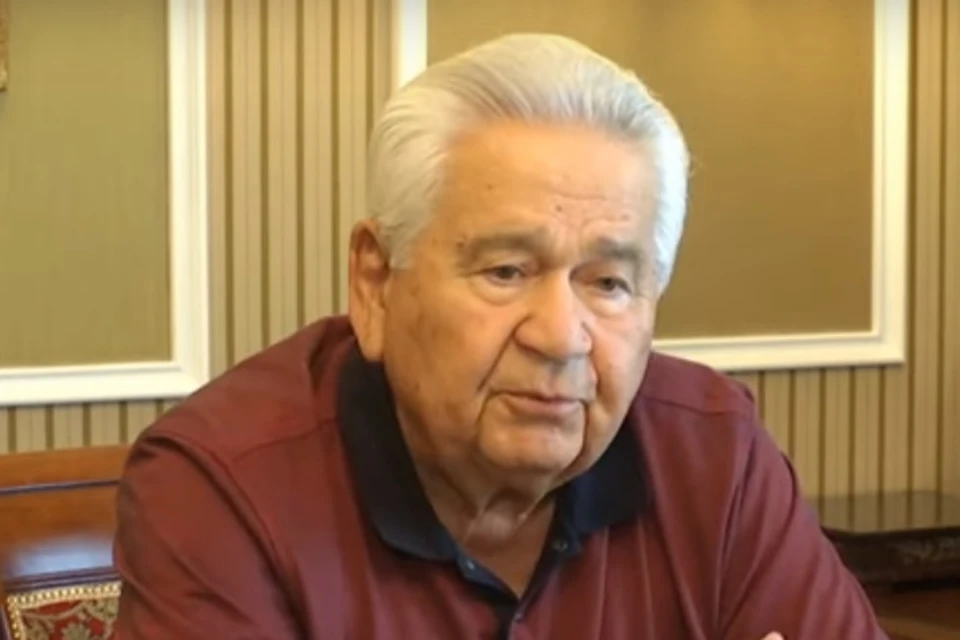87-летний Витольд Фокин назначен в ТКГ для координации переговоров между гражданами Украины. Фото: Скриншот видео youtube.com/tsn