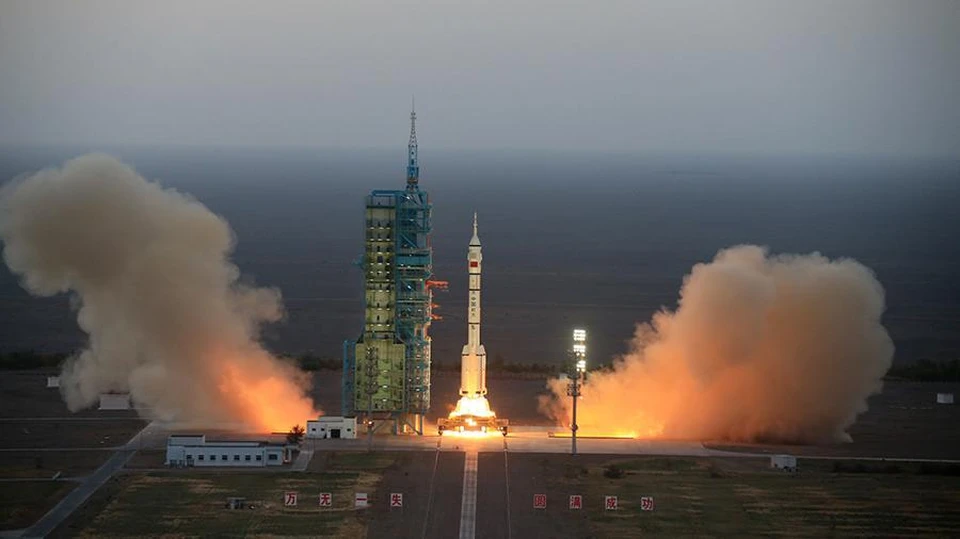 Многоразовый космический аппарат Китая успешно вернулся на Землю